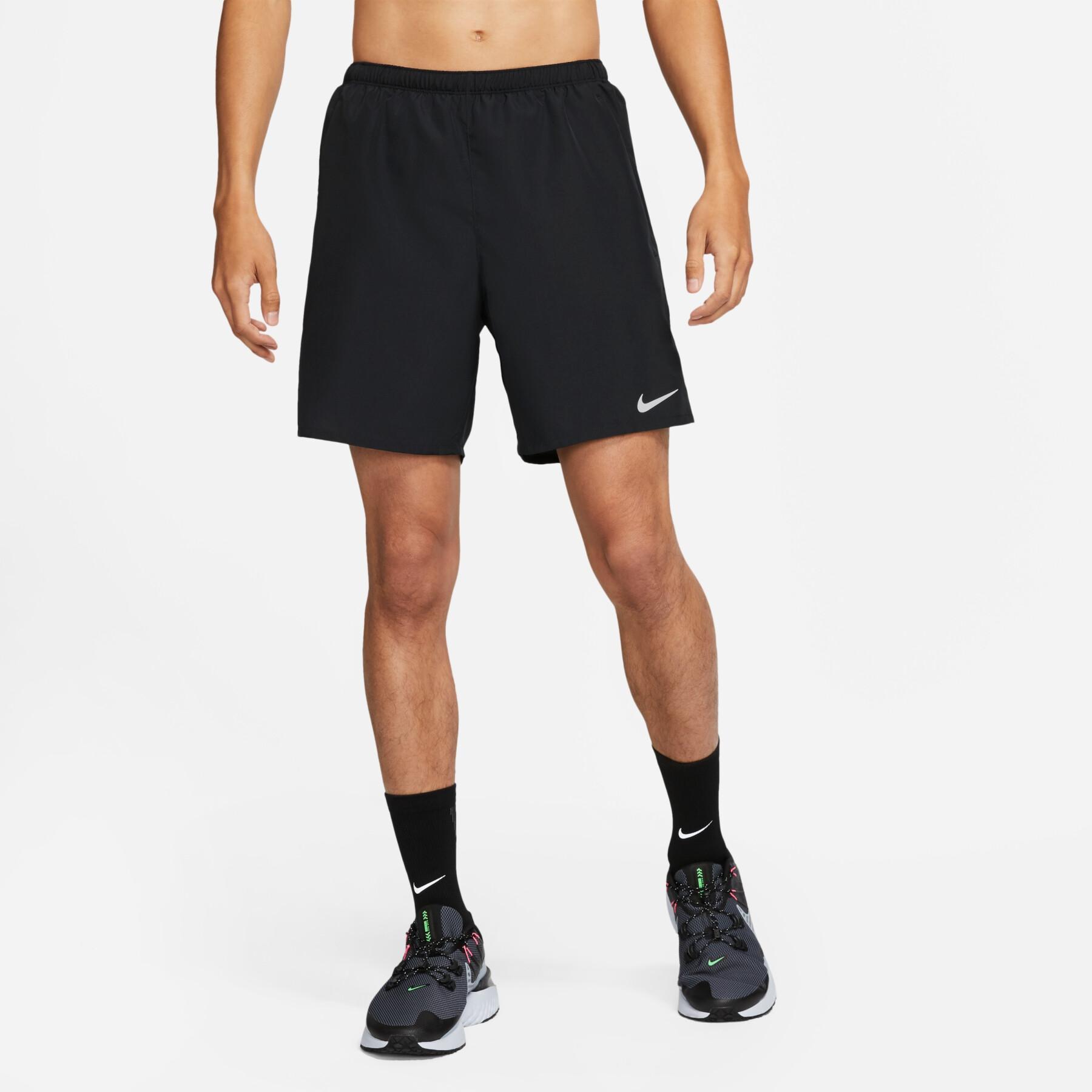 Short Nike challenger